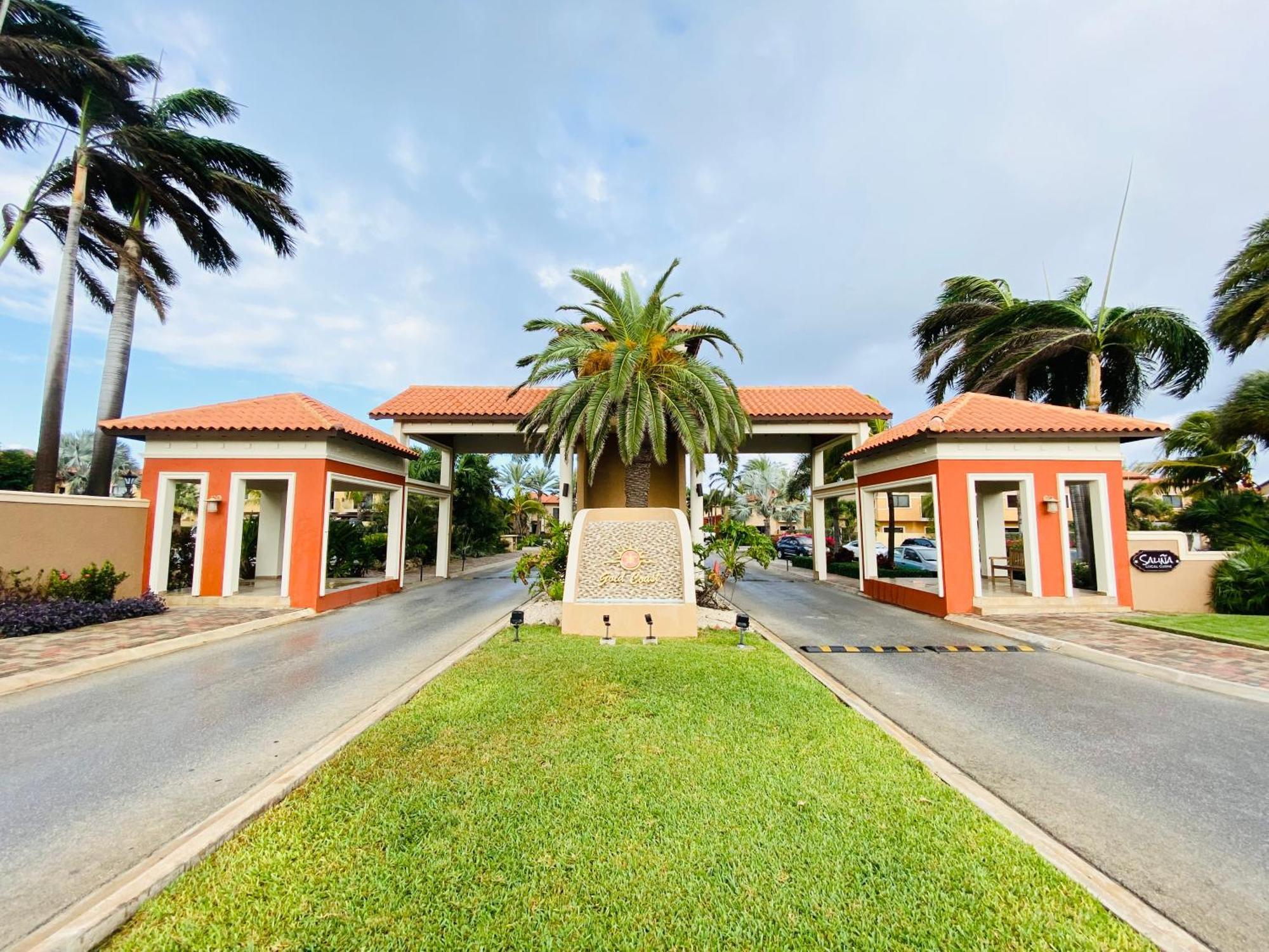 Casa Azure Aruba Villa Palm Beach ภายนอก รูปภาพ